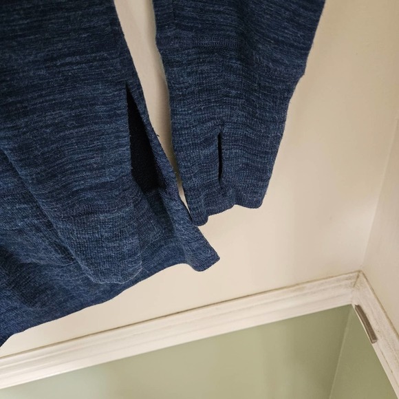 Women's Athleta Pullover ST - Picture 5 of 9